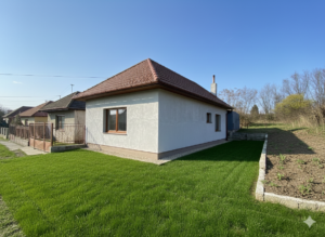 Rodinný Dom s Pozemkom – Kamenín